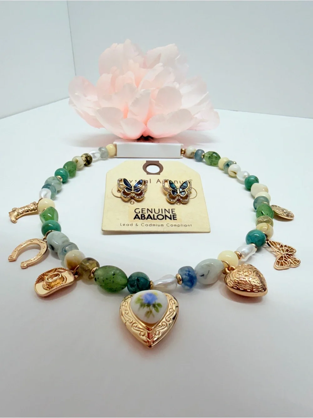 N/A delicate green